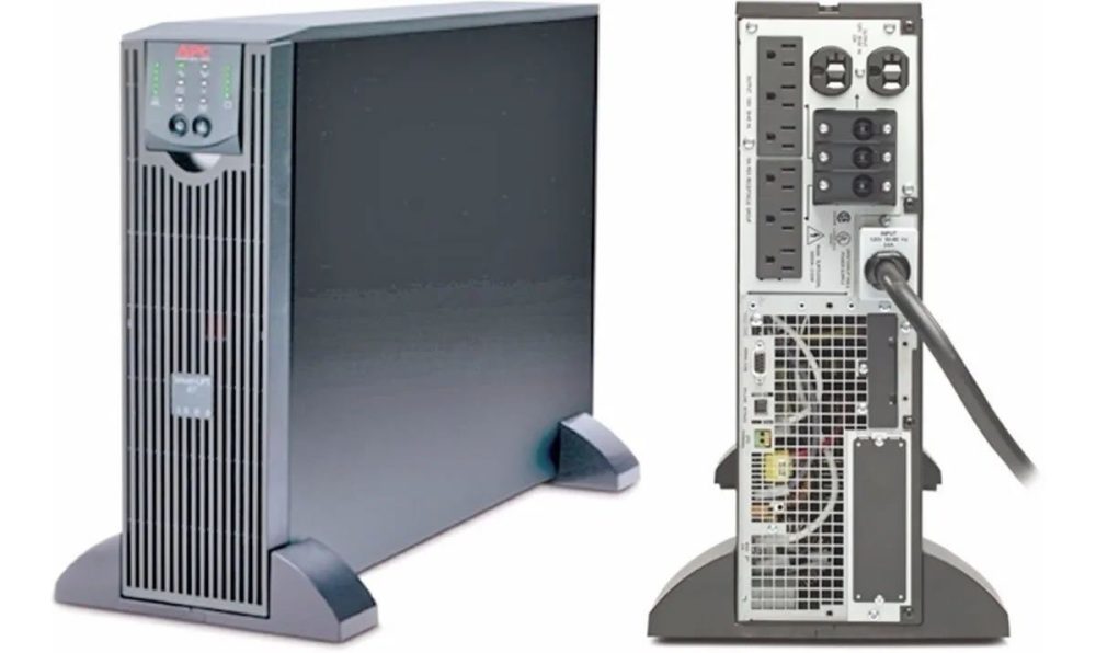 APC SMART-UPS RT 3000 VA 120V APC SURTA3000XL