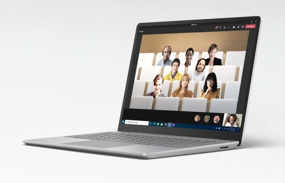 Microsoft Surface Laptop Go 12.4" i5  4GB 64 GB SSD 21K-00001